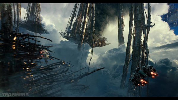 Transformers The Last Knight Theatrical Trailer HD Screenshot Gallery 493 (493 of 788)